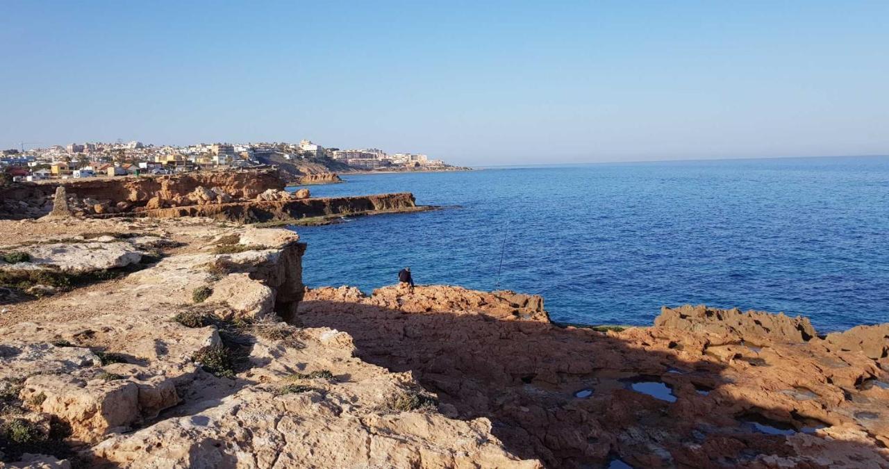 El Sombrero Apartment With Free Wifi Playa Del Cura 또레비에하 외부 사진