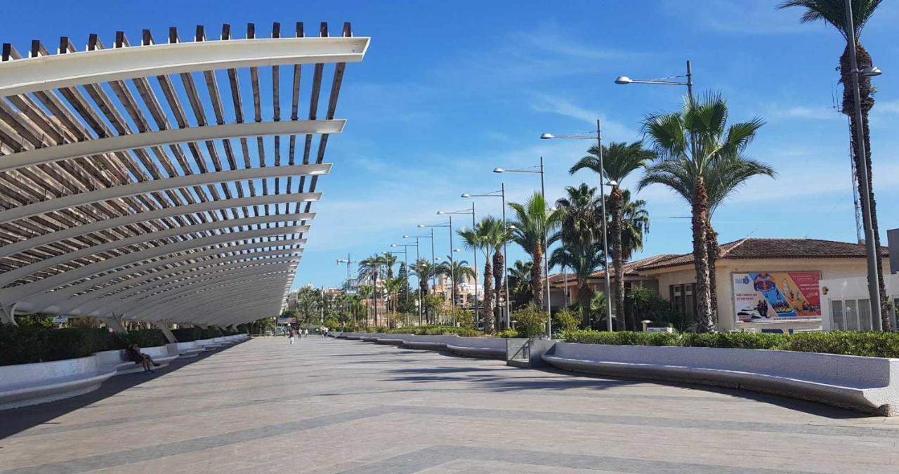 El Sombrero Apartment With Free Wifi Playa Del Cura 또레비에하 외부 사진
